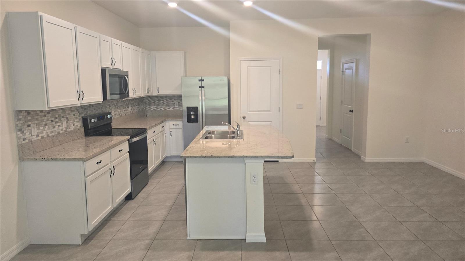 Image 20 of 66 For 5068 Captain Davis Drive