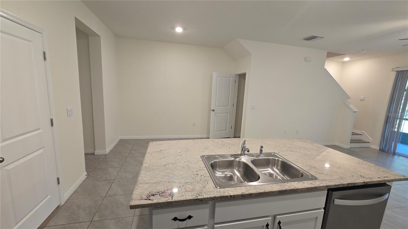 Image 24 of 66 For 5068 Captain Davis Drive