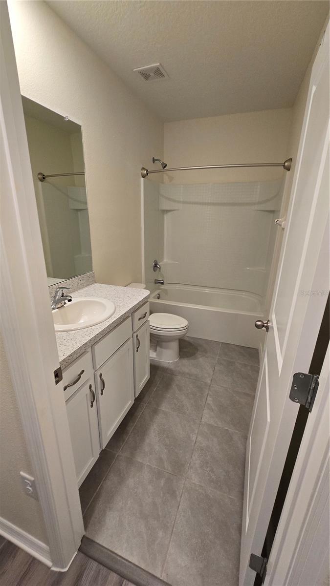 Image 37 of 66 For 5068 Captain Davis Drive