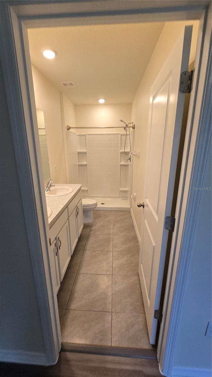 Image 54 of 66 For 5068 Captain Davis Drive