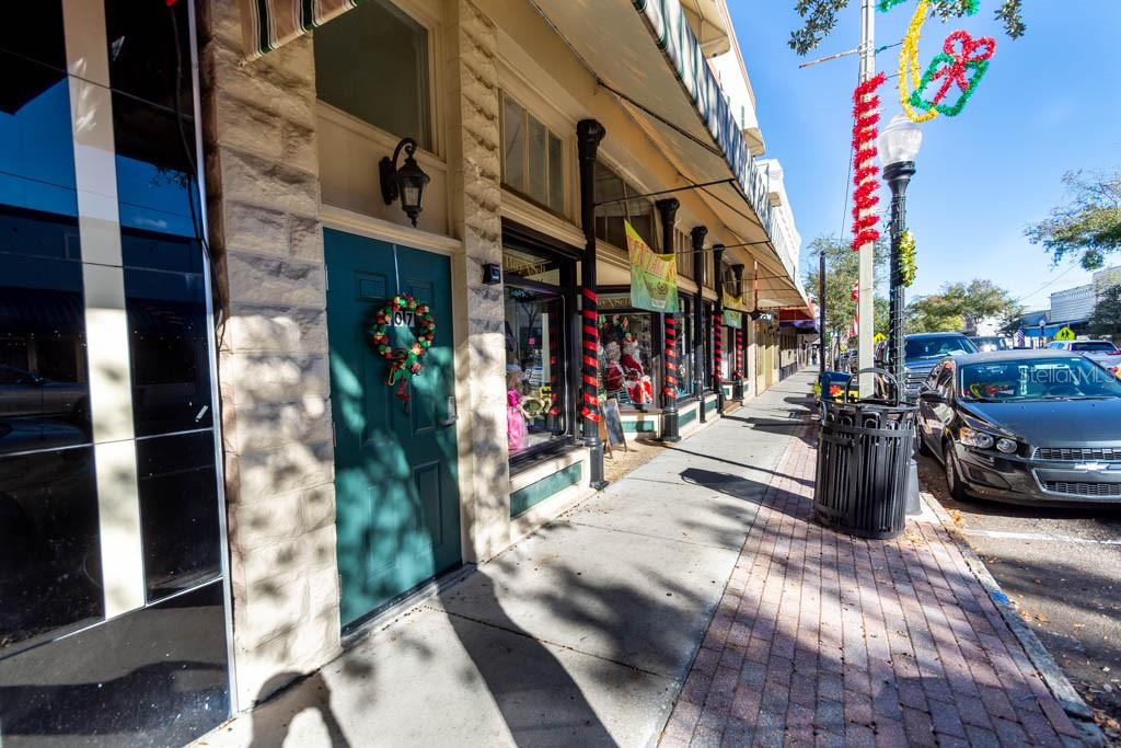 Image 62 of 68 For 656 Windrush Bay Drive 656