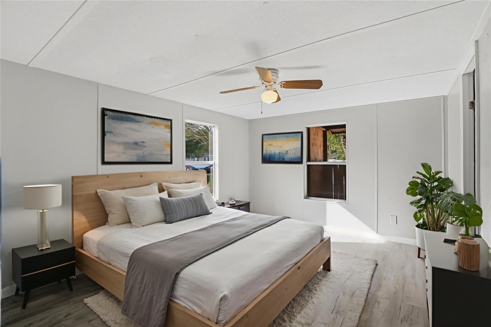 Image 8 of 49 For 26825 Glenhaven Road