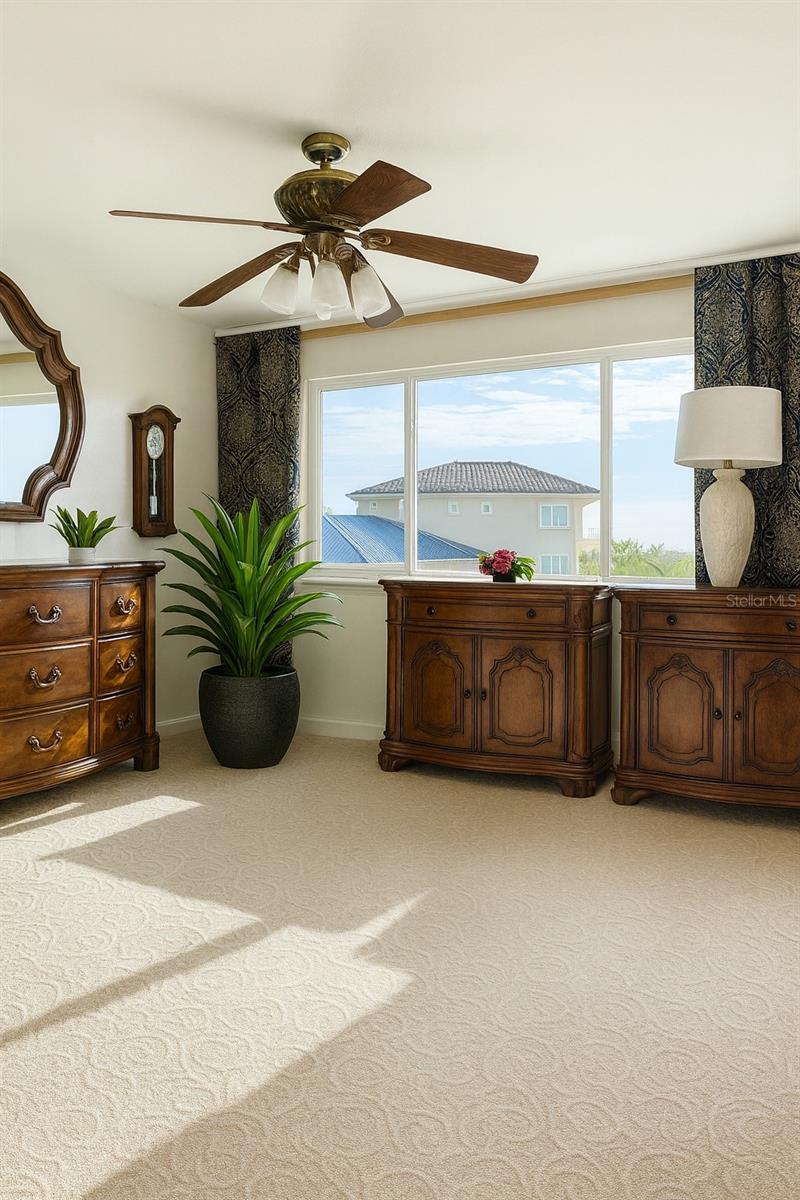 Image 28 of 53 For 433 Paula Drive 32