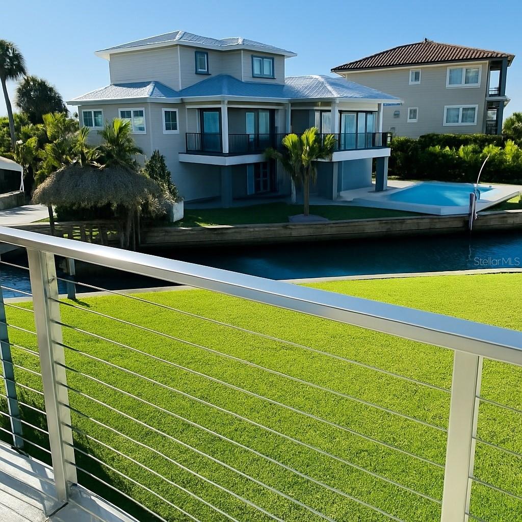 Image 44 of 53 For 433 Paula Drive 32