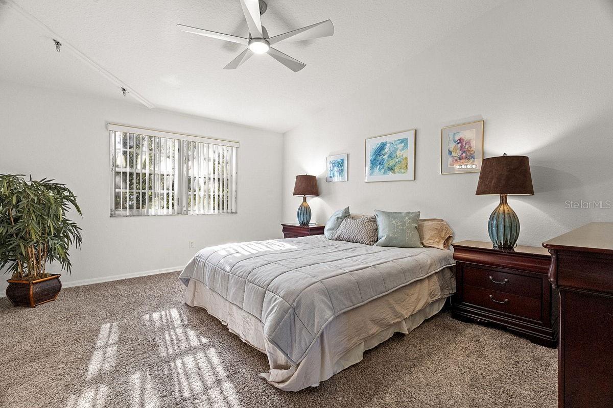 Image 15 of 44 For 660 Spring Lake Circle