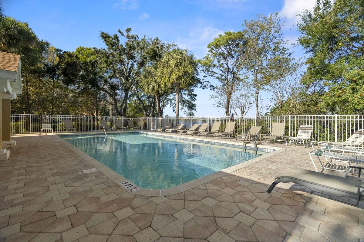 Image 33 of 44 For 660 Spring Lake Circle