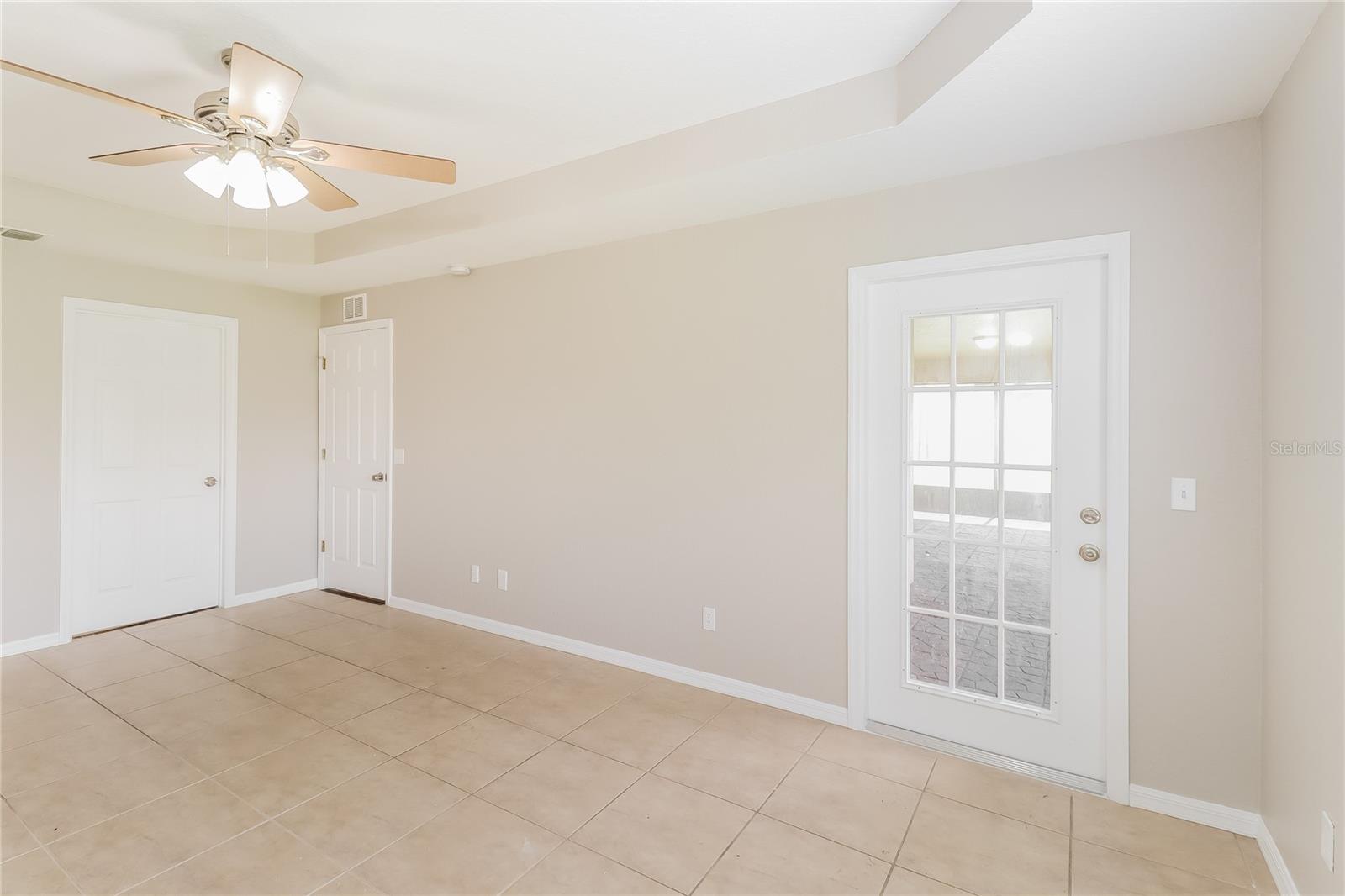 Image 12 of 15 For 114 Majestic Gardens Court