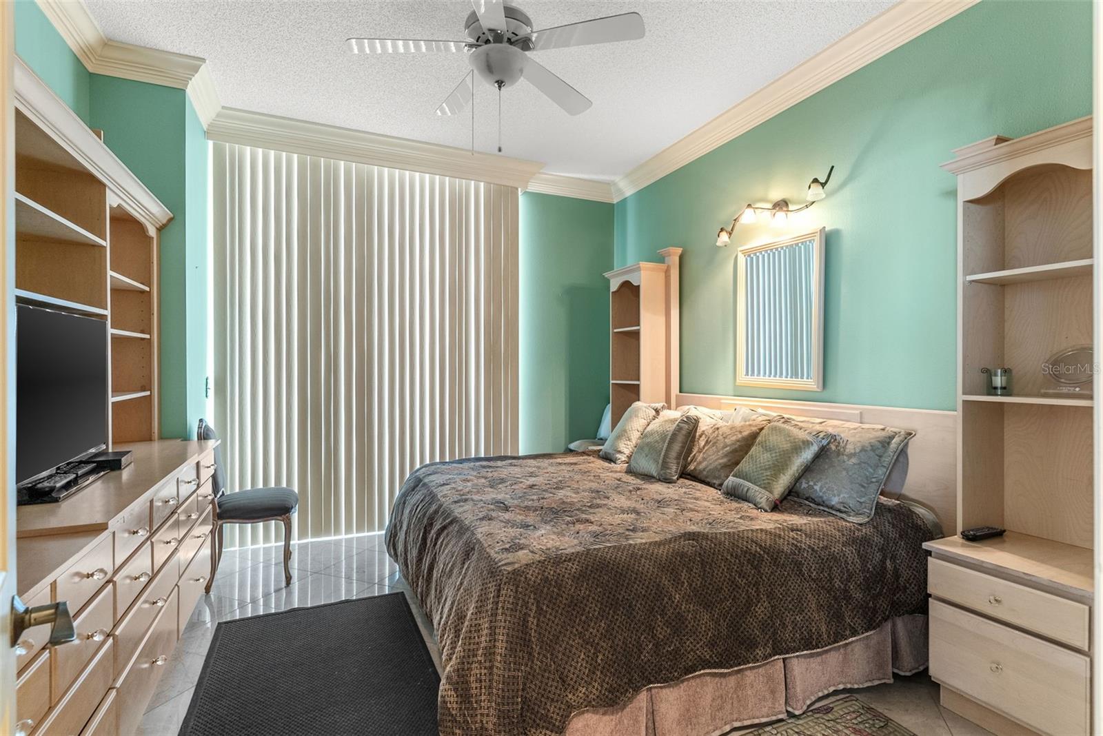 Image 25 of 43 For 1560 Gulf Boulevard 602