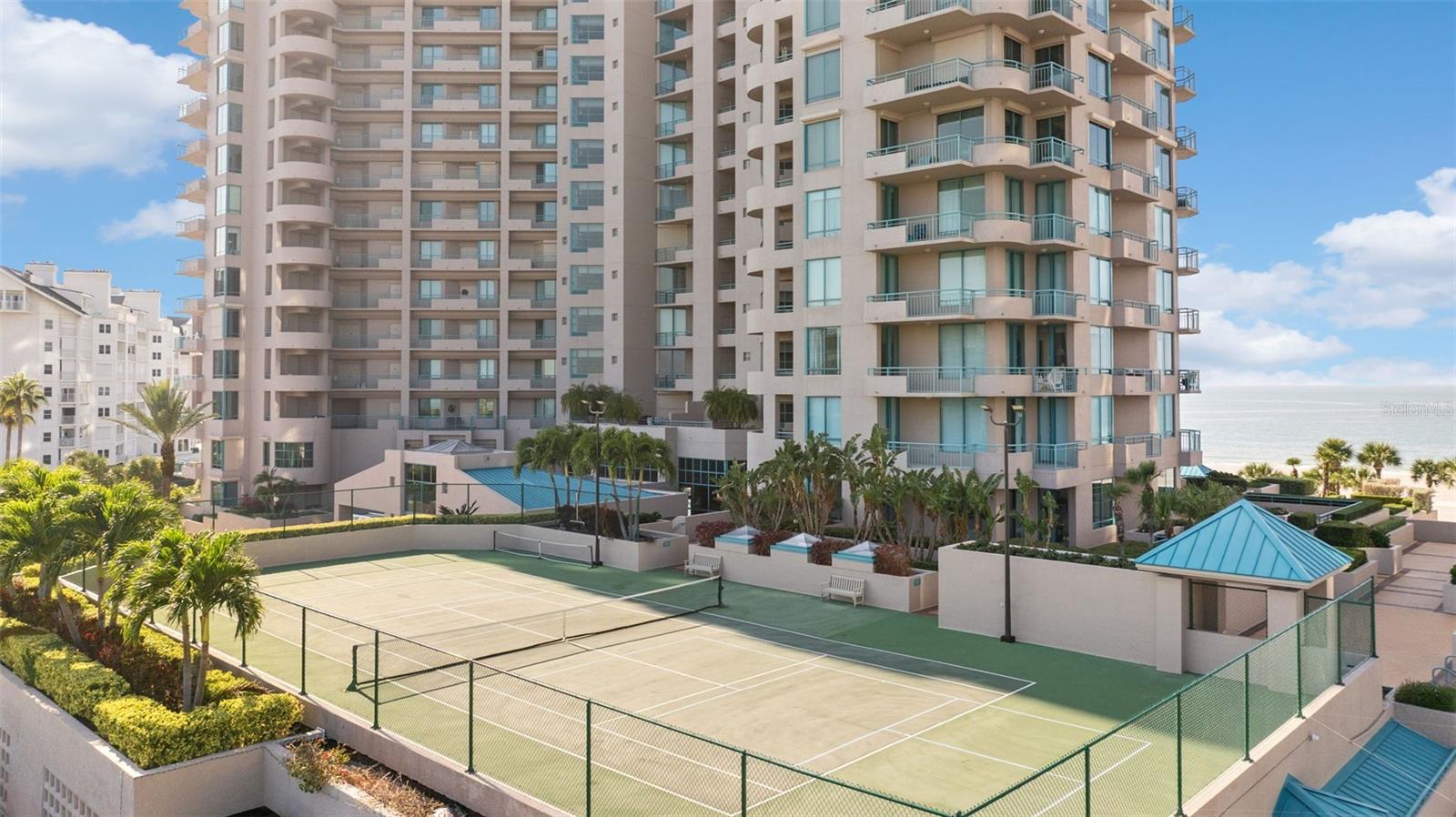 Image 38 of 43 For 1560 Gulf Boulevard 602