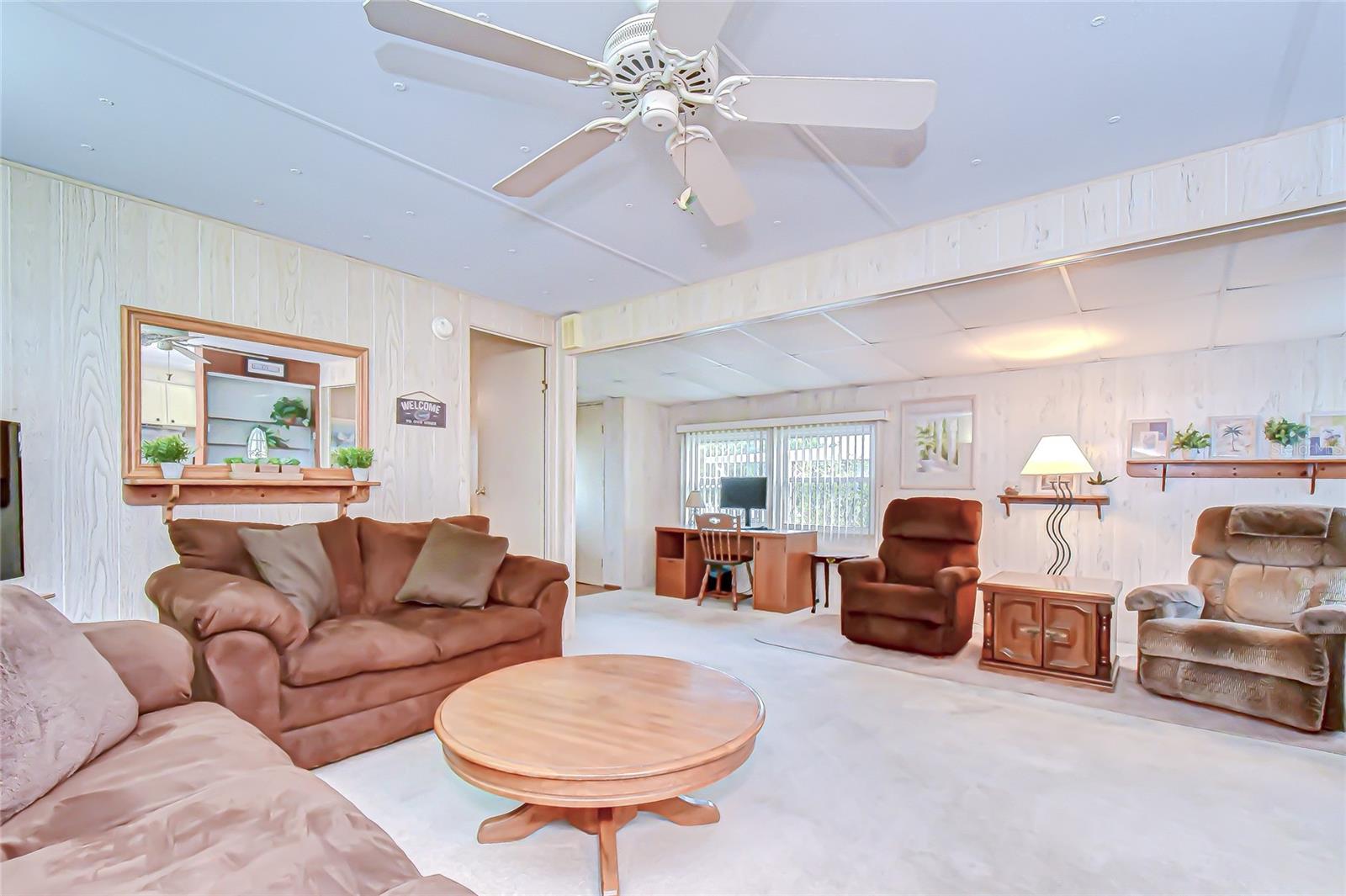 Image 19 of 39 For 39524 Dundee Road