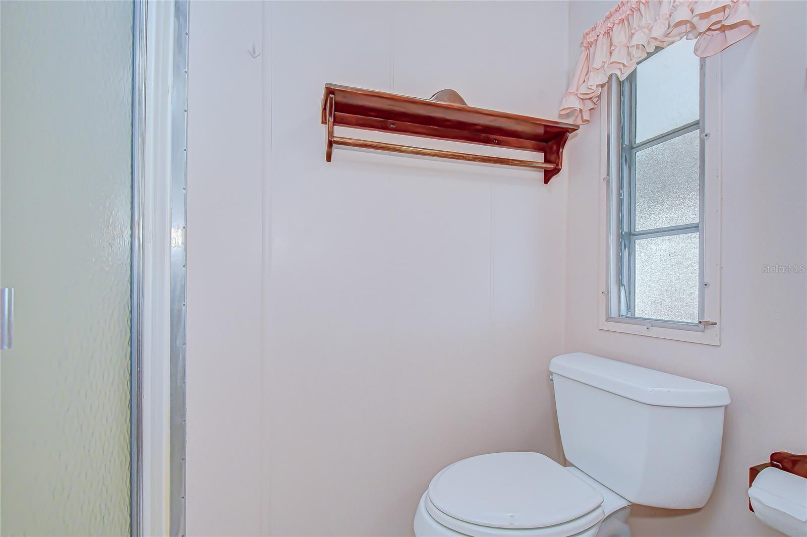 Image 30 of 39 For 39524 Dundee Road