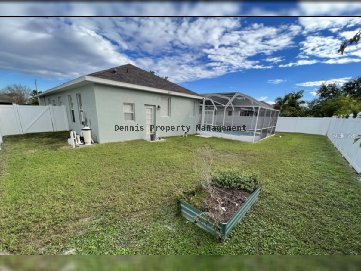 Image 33 of 35 For 22630 Eagles Watch Drive