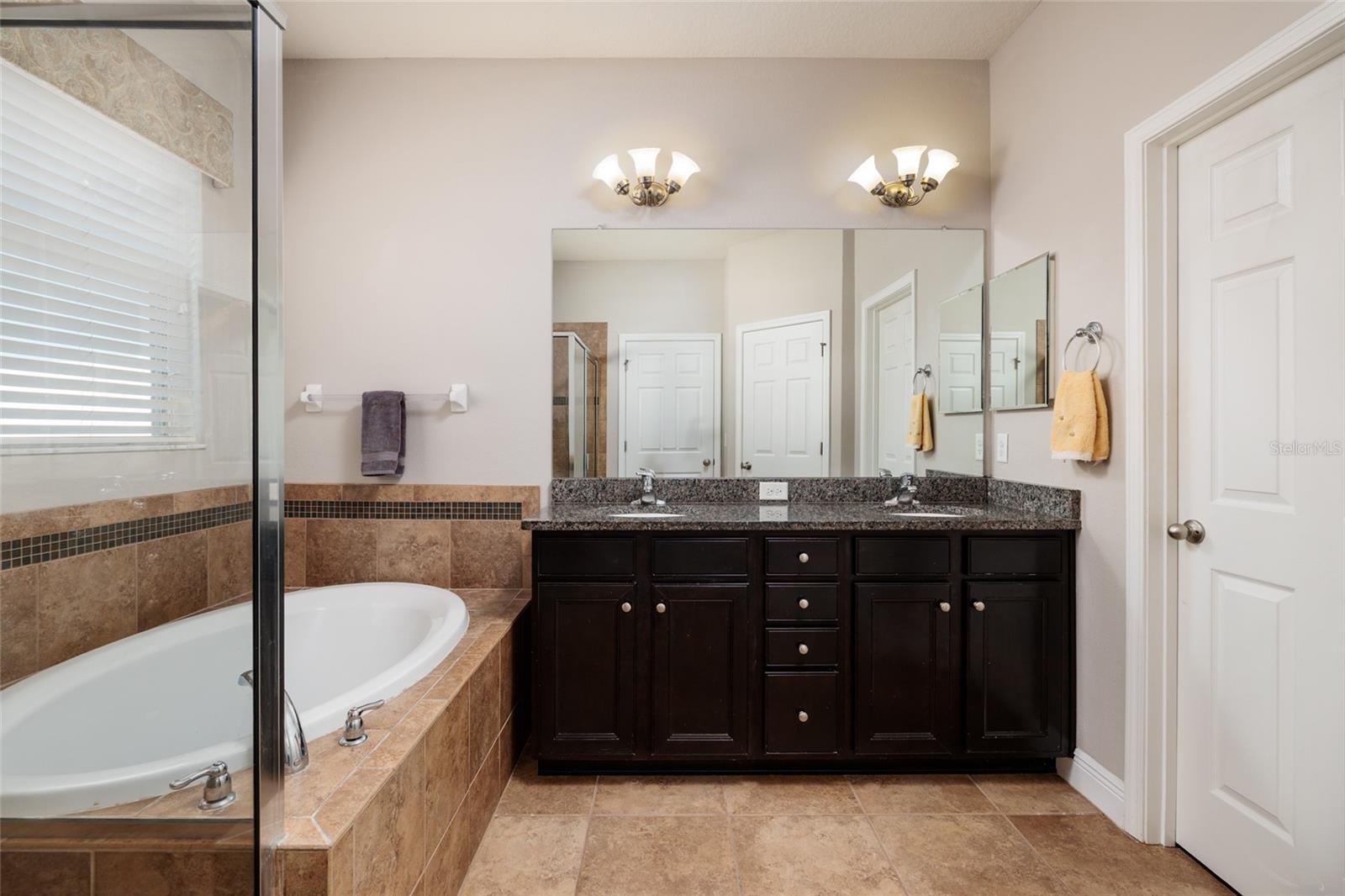 Image 25 of 45 For 13607 Artesa Bell Drive