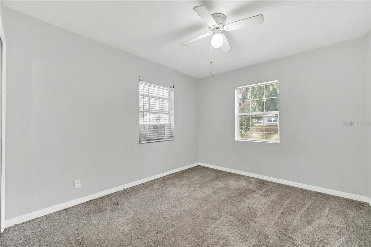 Image 13 of 31 For 307 Carleton Street