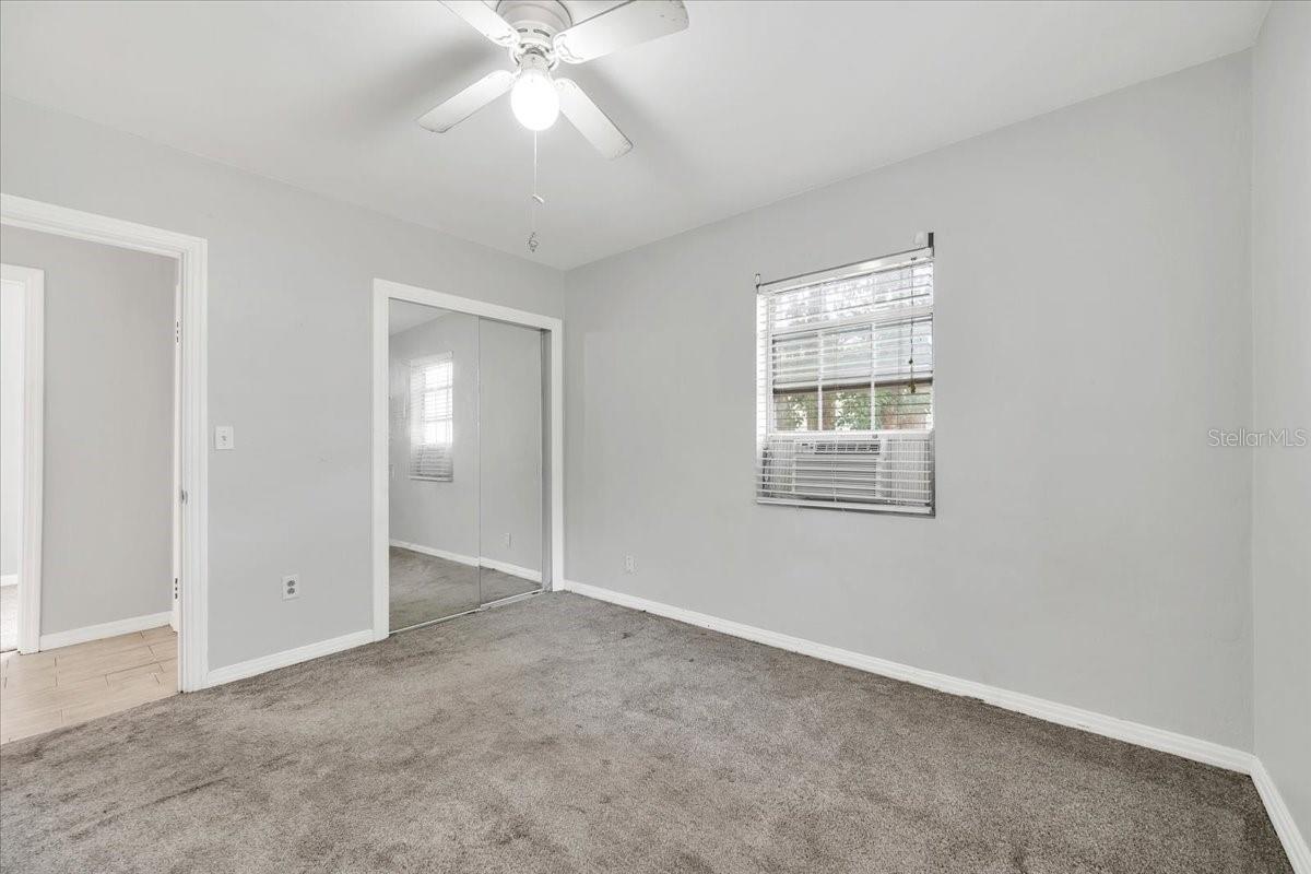 Image 14 of 31 For 307 Carleton Street