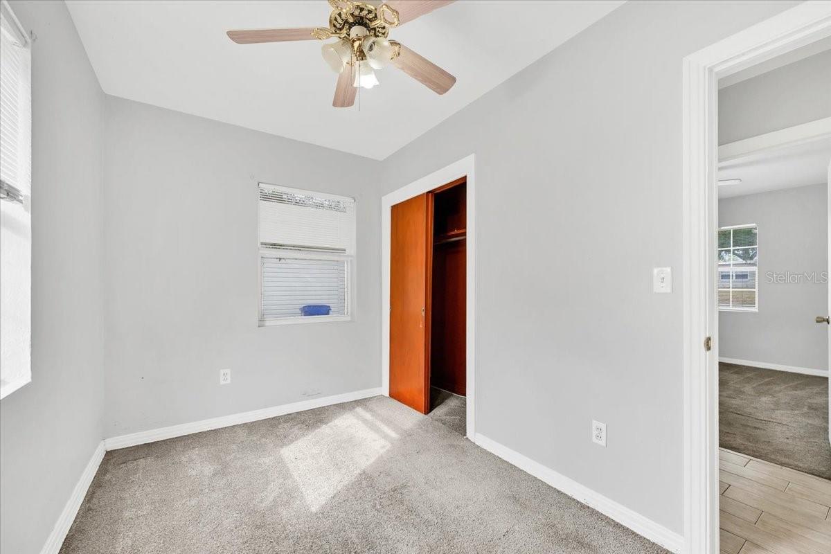 Image 19 of 31 For 307 Carleton Street