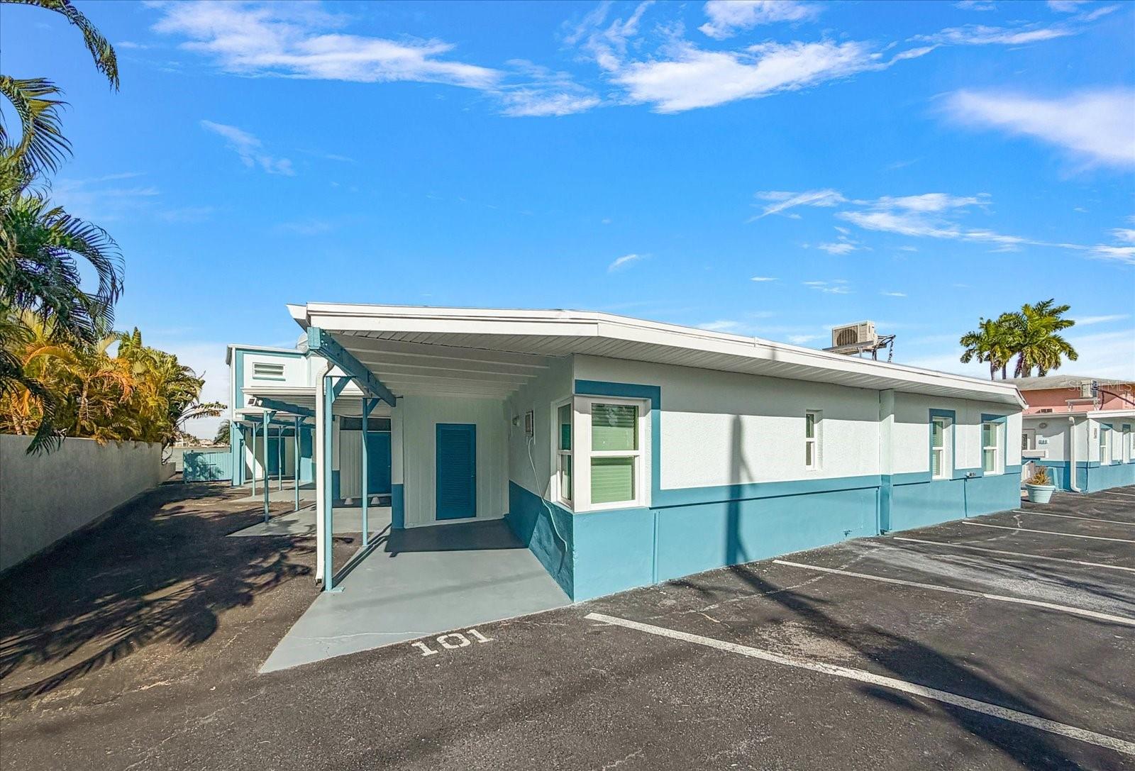 Image 24 of 37 For 16 Paradise Lane 101