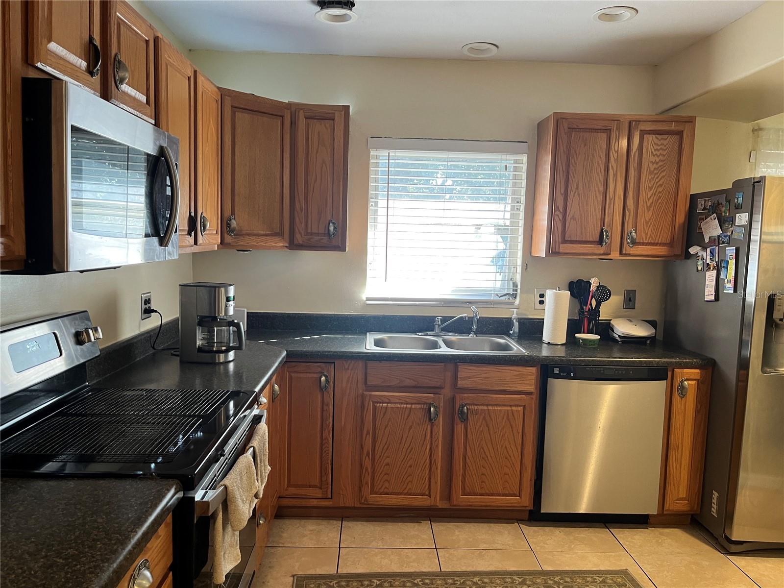 Image 19 of 43 For 1637 San Roy Drive