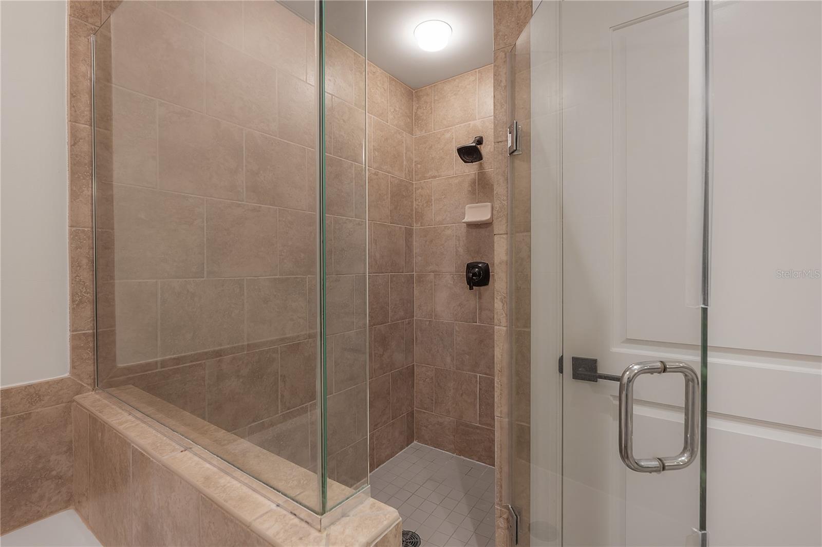 Image 28 of 68 For 1238 Kennedy Boulevard 402