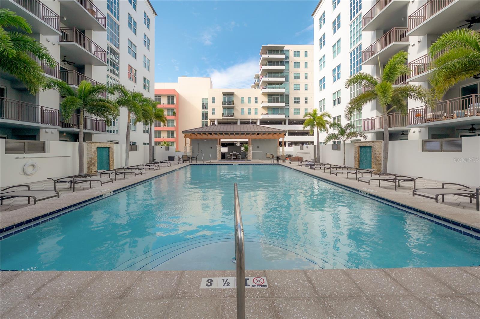 Image 50 of 68 For 1238 Kennedy Boulevard 402