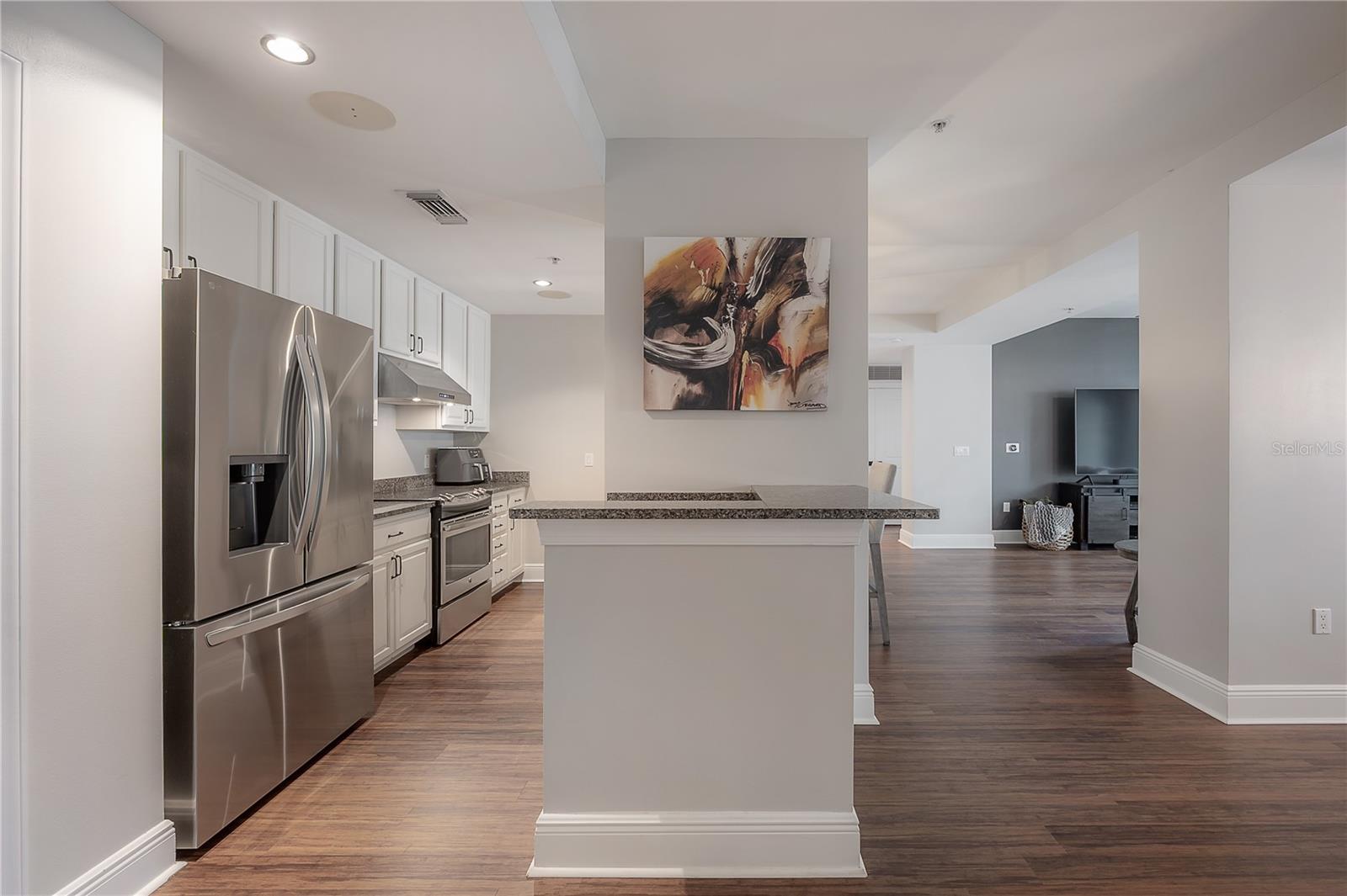 Image 7 of 68 For 1238 Kennedy Boulevard 402