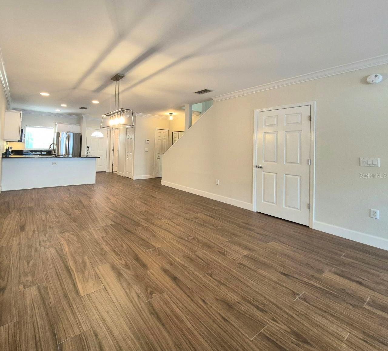 Image 13 of 41 For 2513 Kansas Avenue B