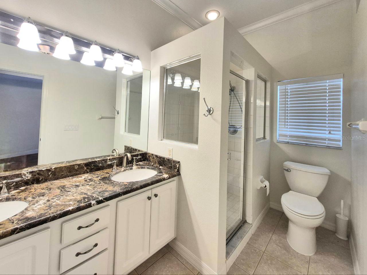 Image 32 of 41 For 2513 Kansas Avenue B