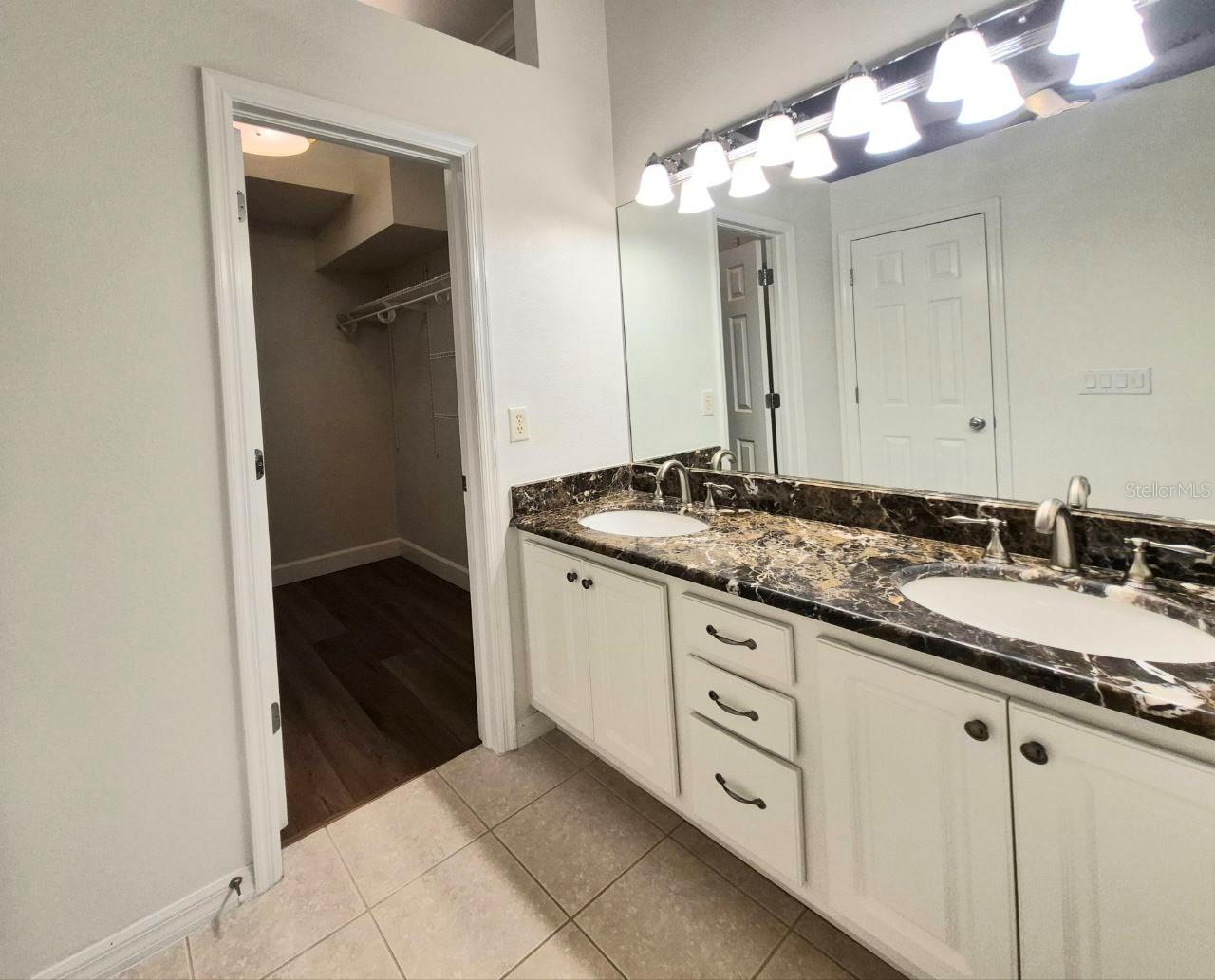 Image 34 of 41 For 2513 Kansas Avenue B