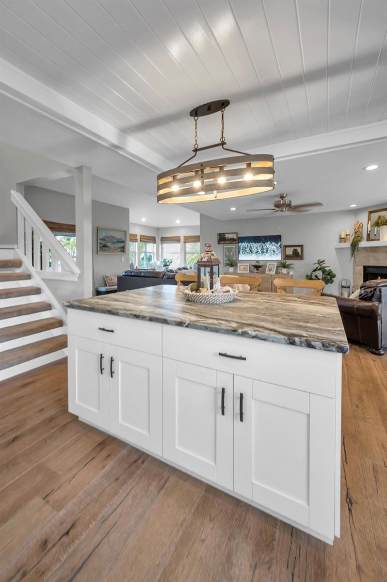 Image 16 of 87 For 110 Carlyle Circle