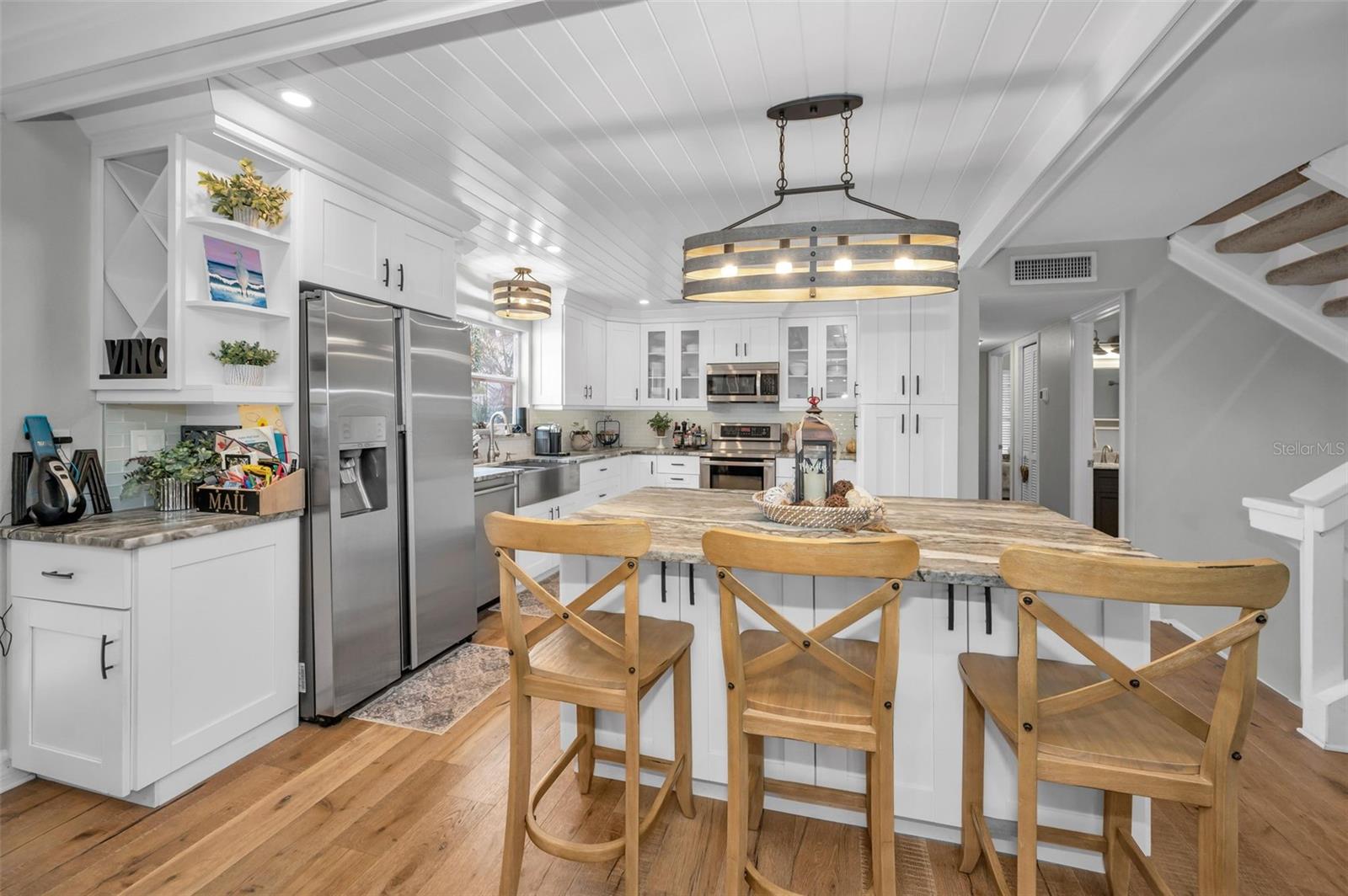 Image 17 of 87 For 110 Carlyle Circle