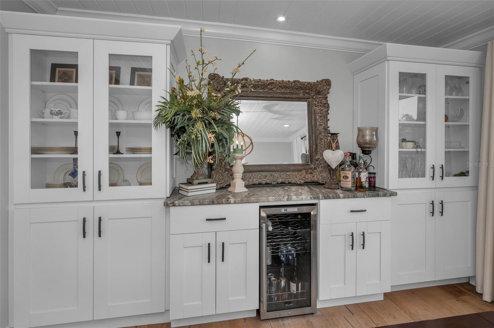 Image 24 of 87 For 110 Carlyle Circle