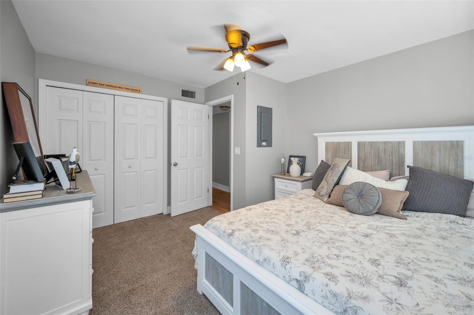 Image 32 of 87 For 110 Carlyle Circle