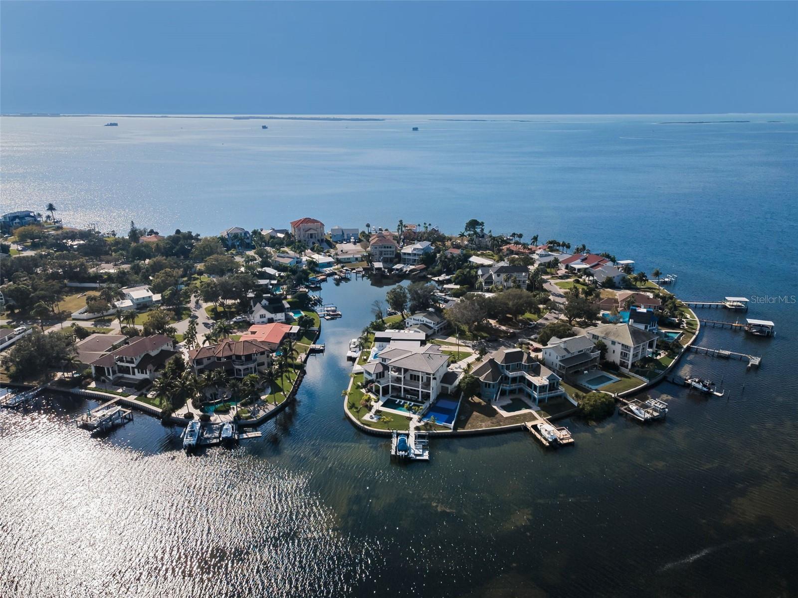 Image 60 of 87 For 110 Carlyle Circle