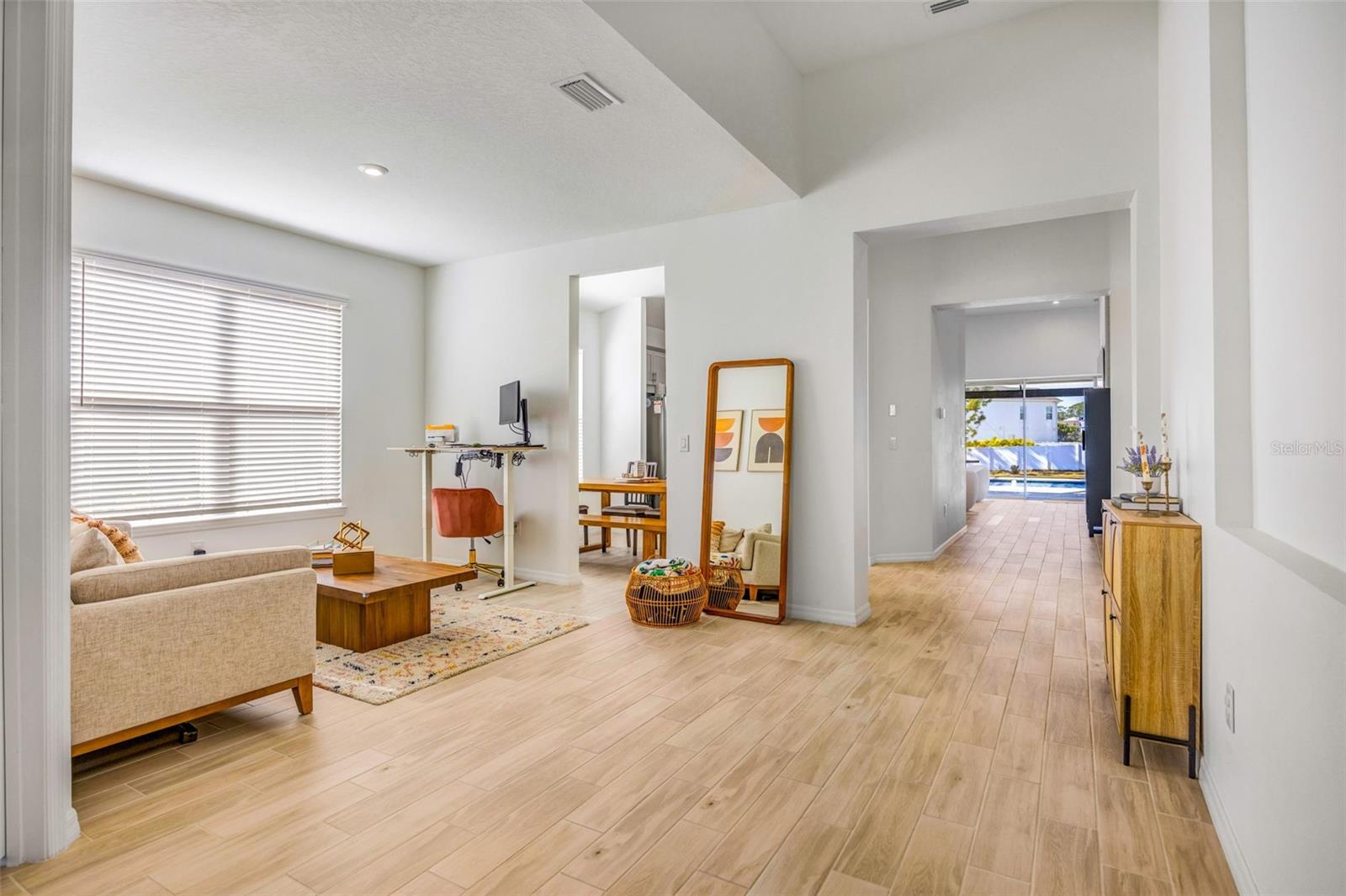 Image 10 of 58 For 33995 Astoria Circle