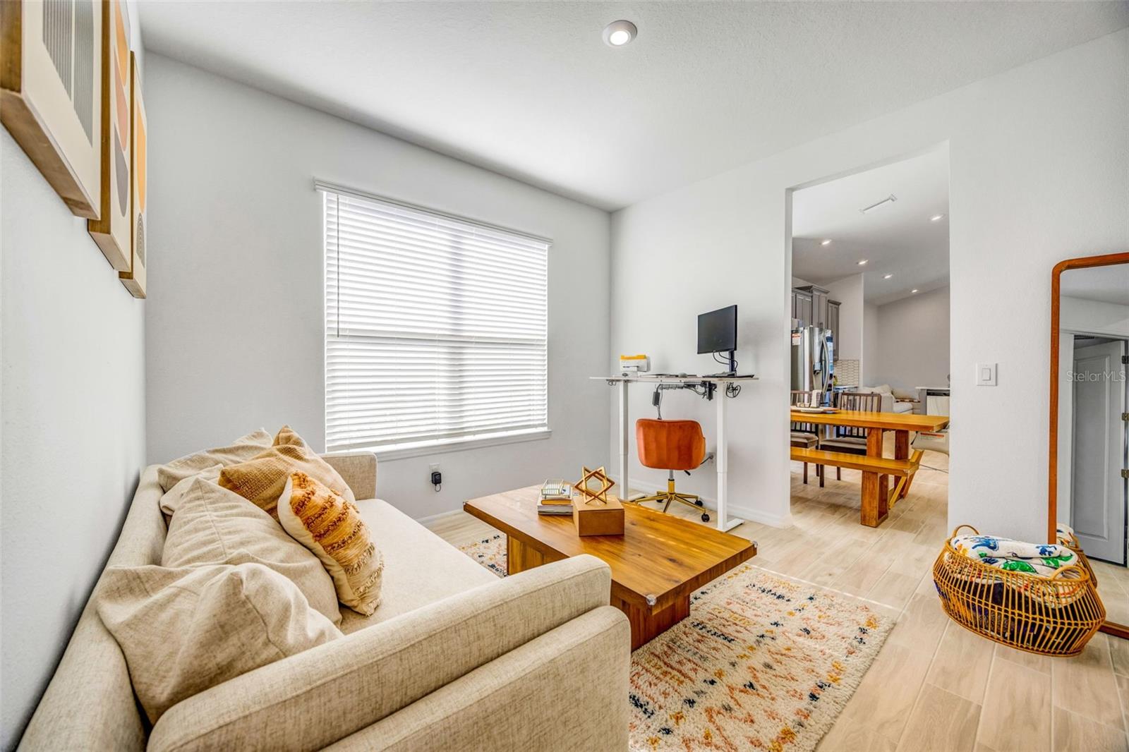 Image 12 of 58 For 33995 Astoria Circle