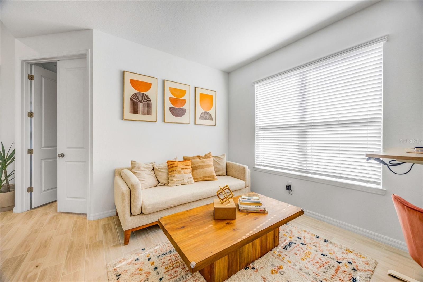 Image 13 of 58 For 33995 Astoria Circle