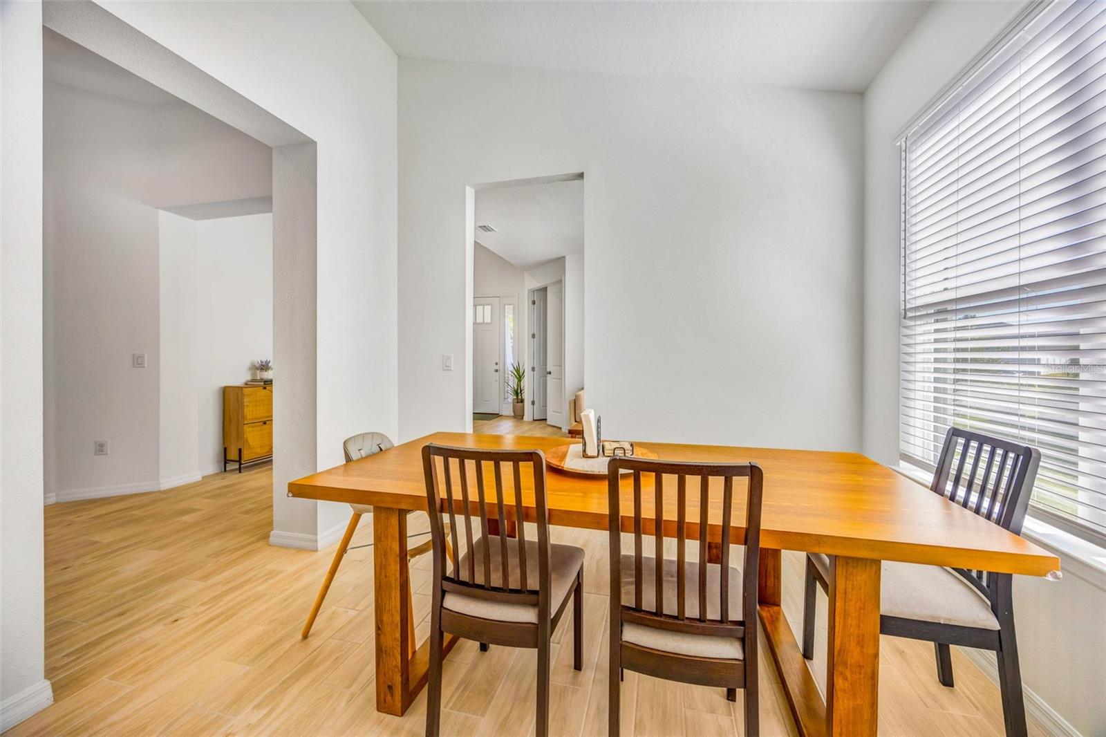 Image 16 of 58 For 33995 Astoria Circle