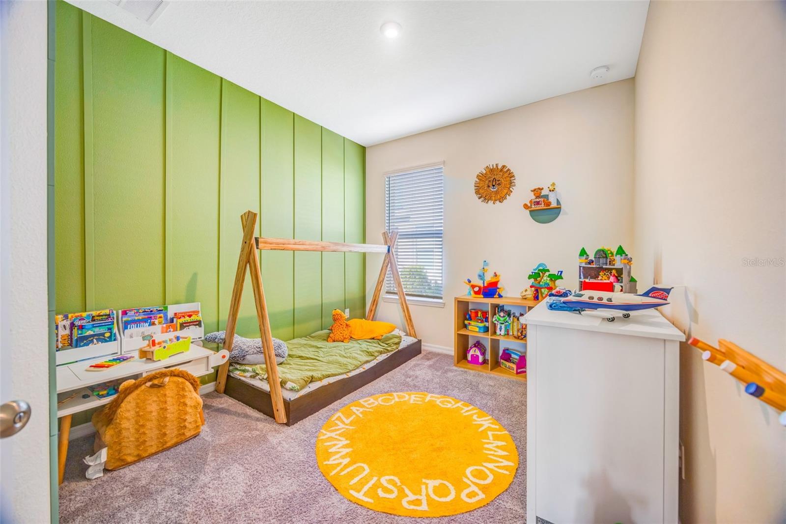 Image 22 of 58 For 33995 Astoria Circle