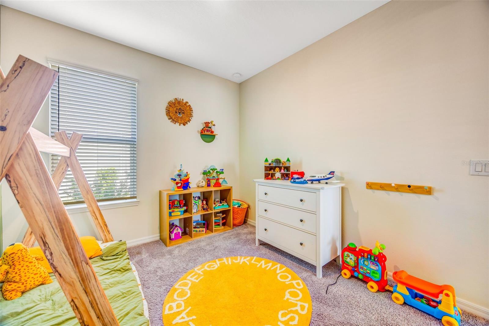 Image 23 of 58 For 33995 Astoria Circle