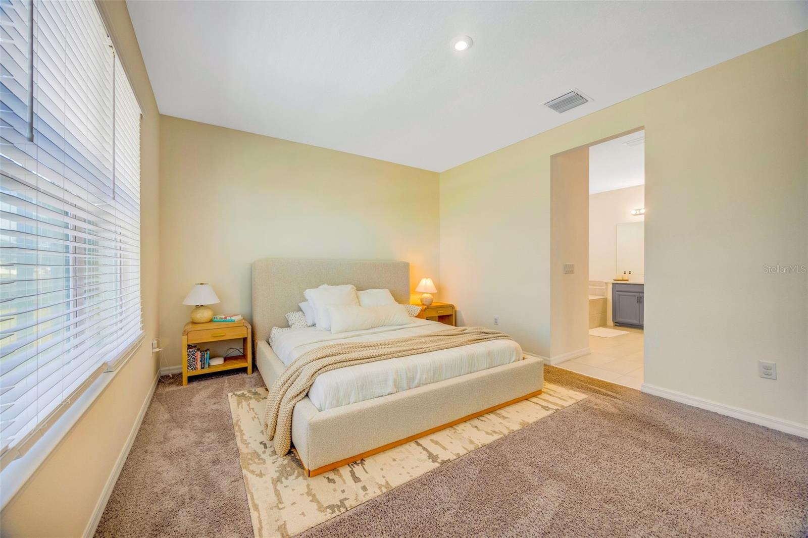 Image 30 of 58 For 33995 Astoria Circle