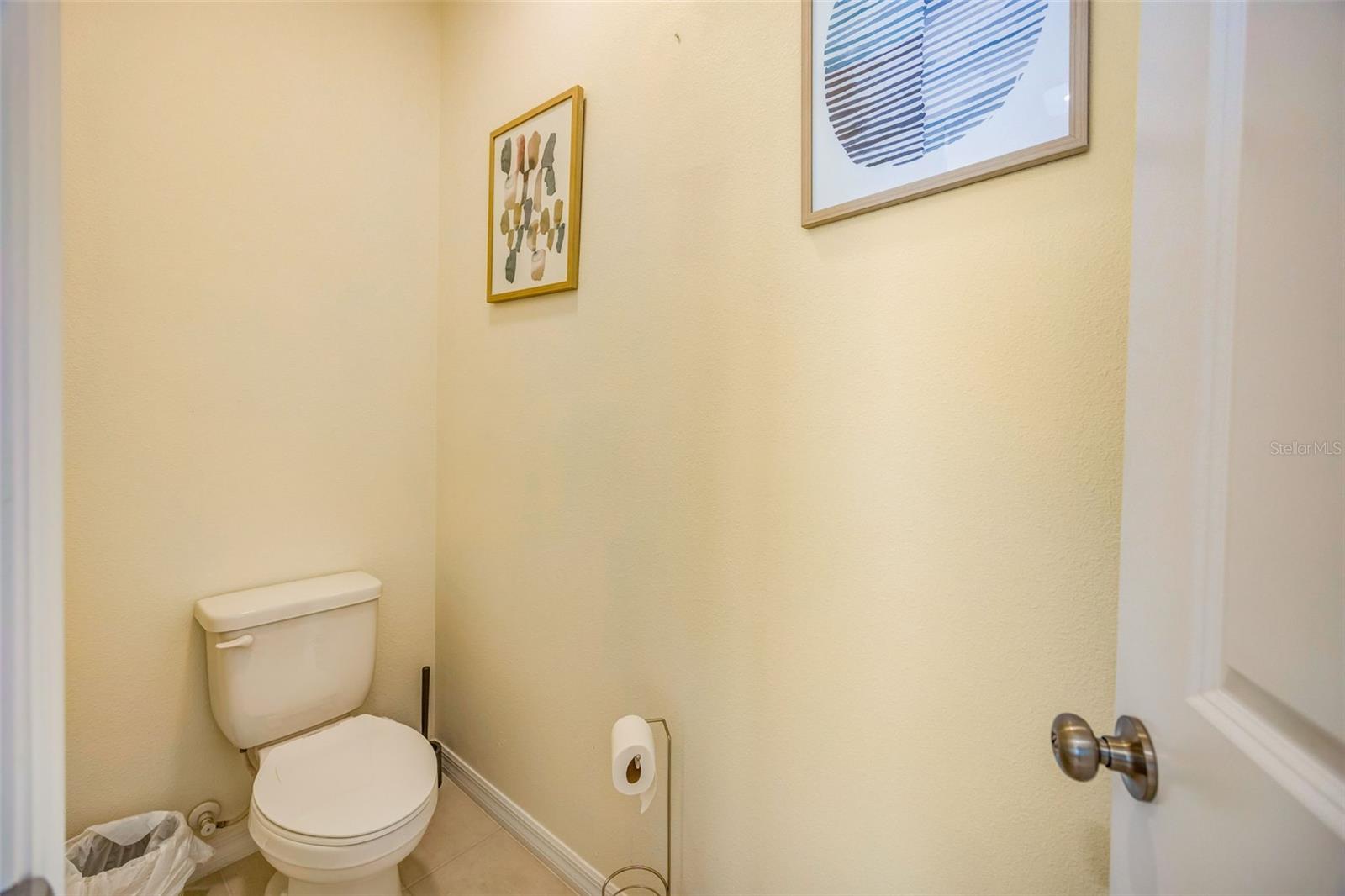 Image 36 of 58 For 33995 Astoria Circle