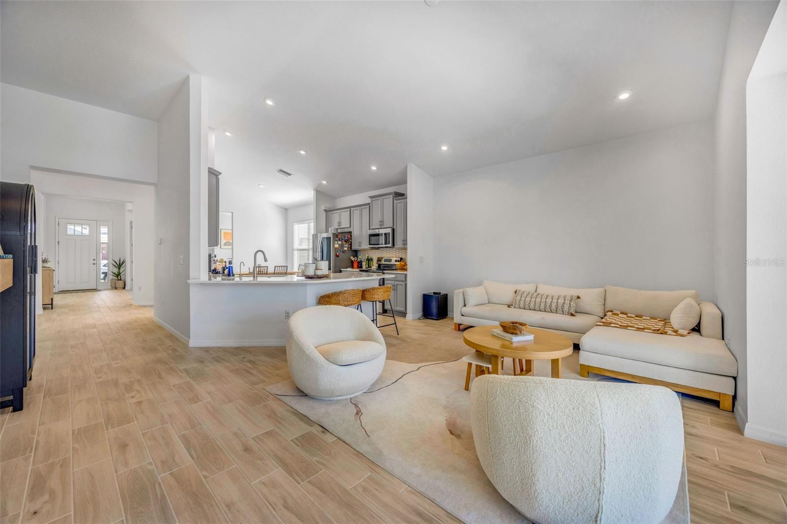 Image 38 of 58 For 33995 Astoria Circle