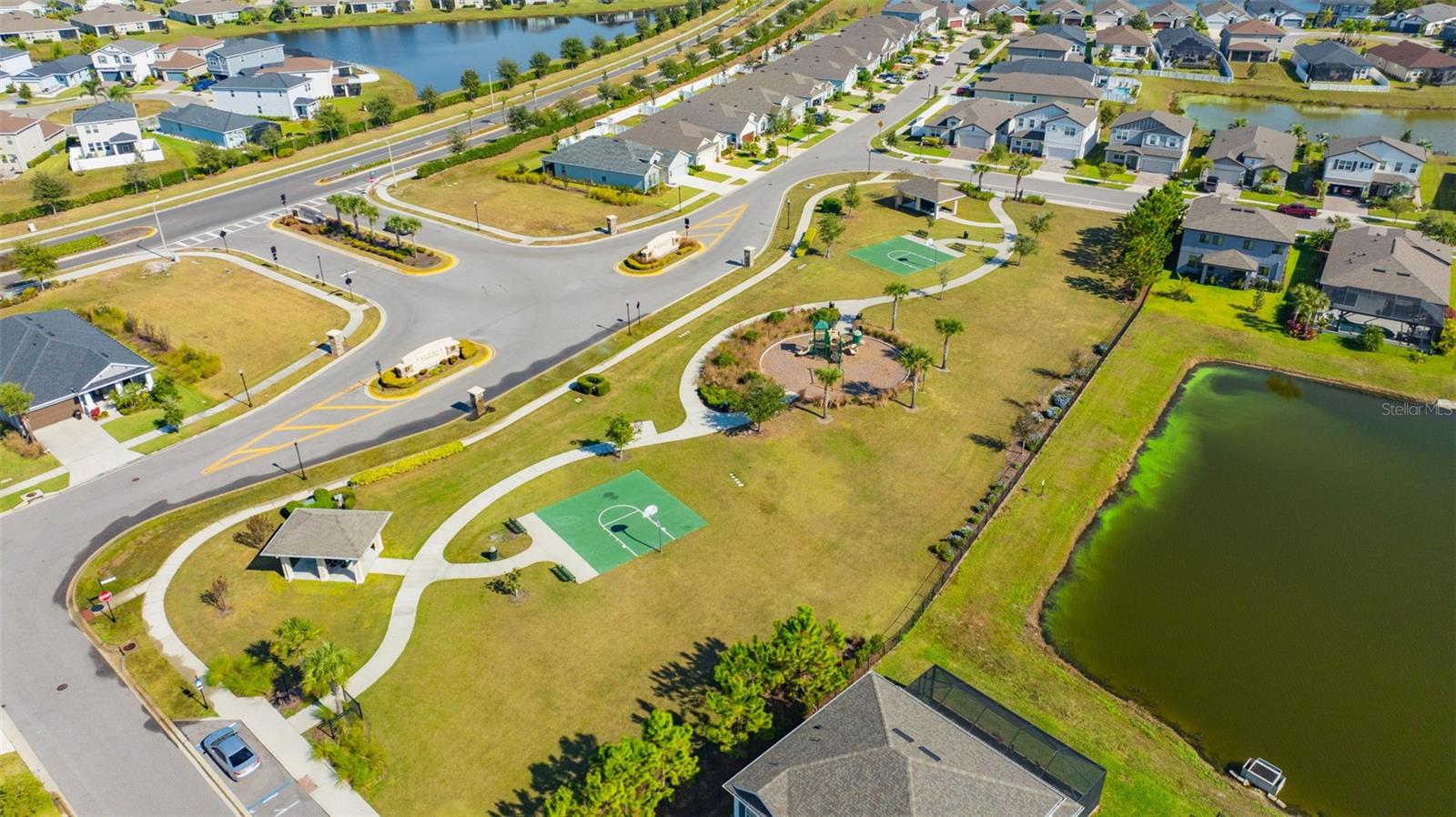 Image 51 of 58 For 33995 Astoria Circle