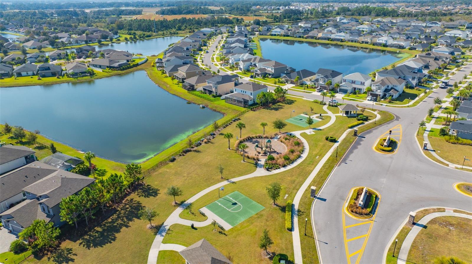 Image 53 of 58 For 33995 Astoria Circle