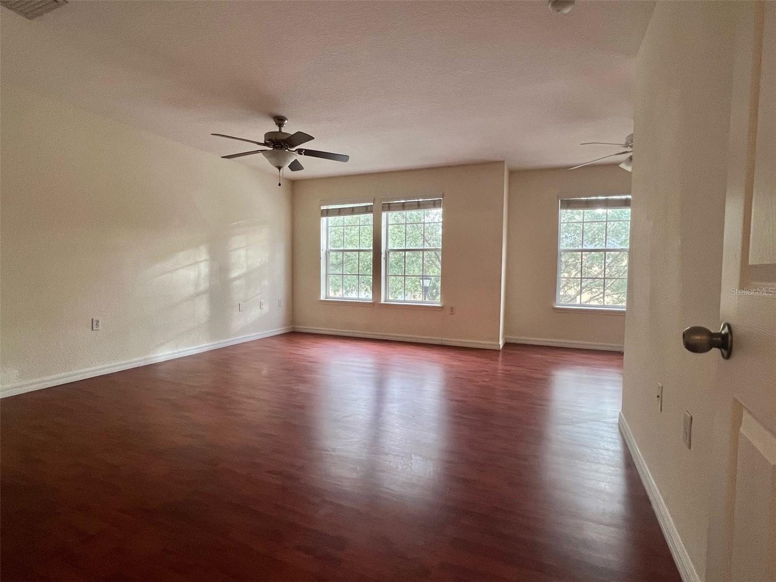 Image 12 of 22 For 16304 Parkstone Palms Court