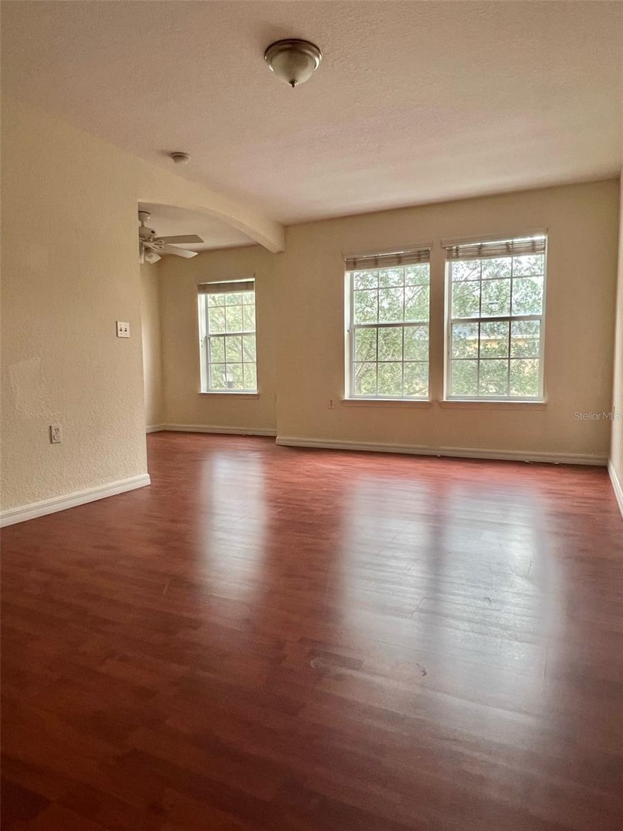 Image 14 of 22 For 16304 Parkstone Palms Court