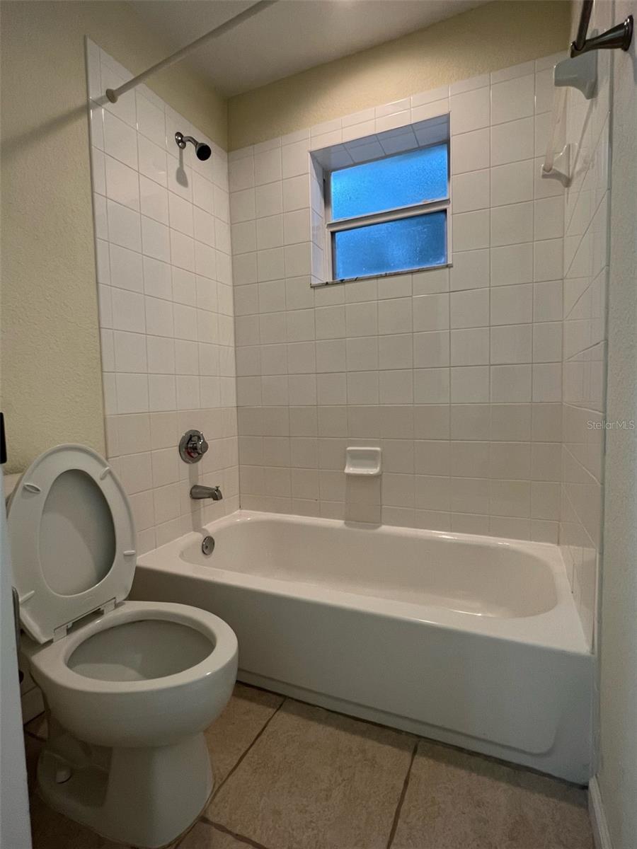 Image 20 of 22 For 16304 Parkstone Palms Court