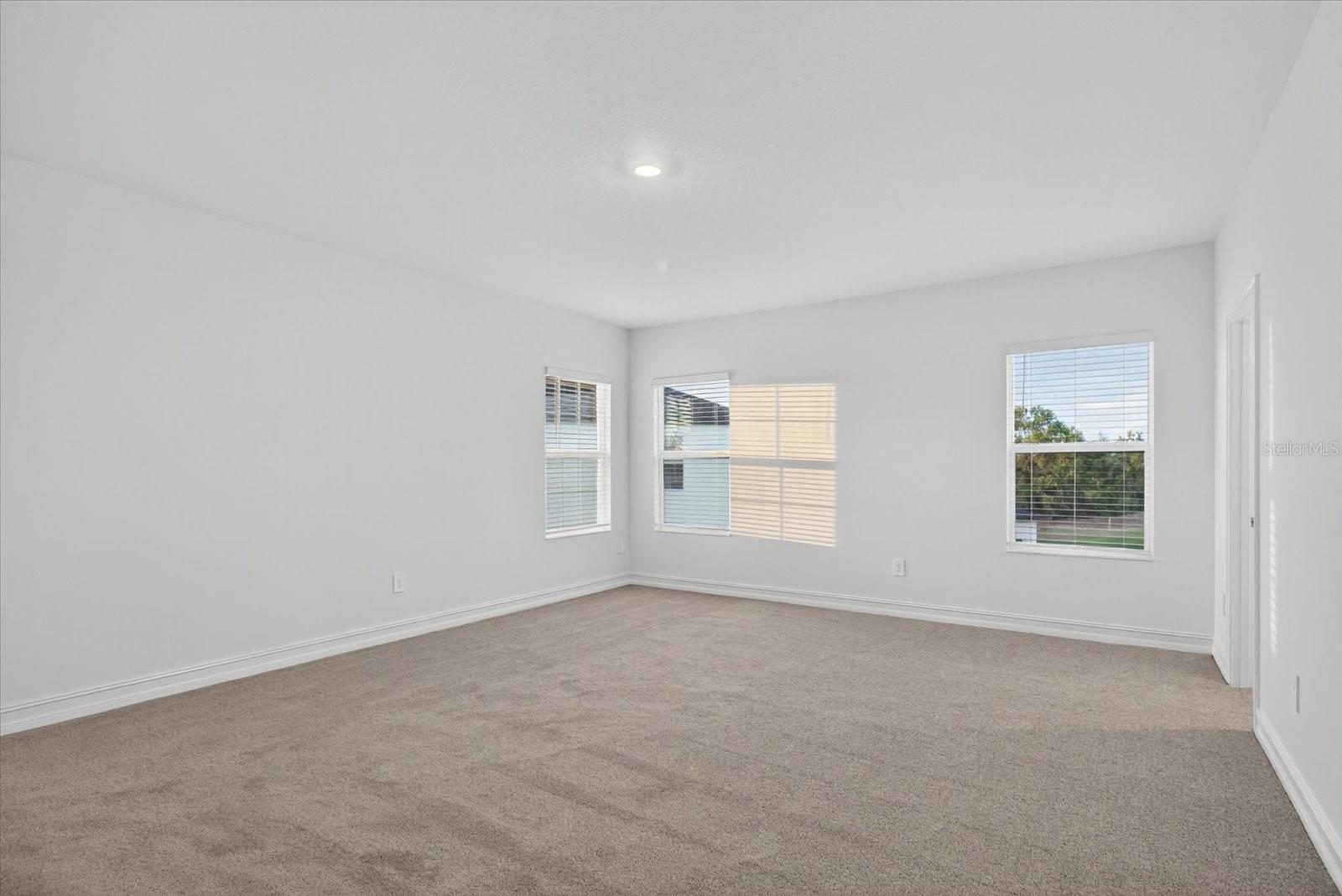 Image 25 of 51 For 6925 116th Court Main Home