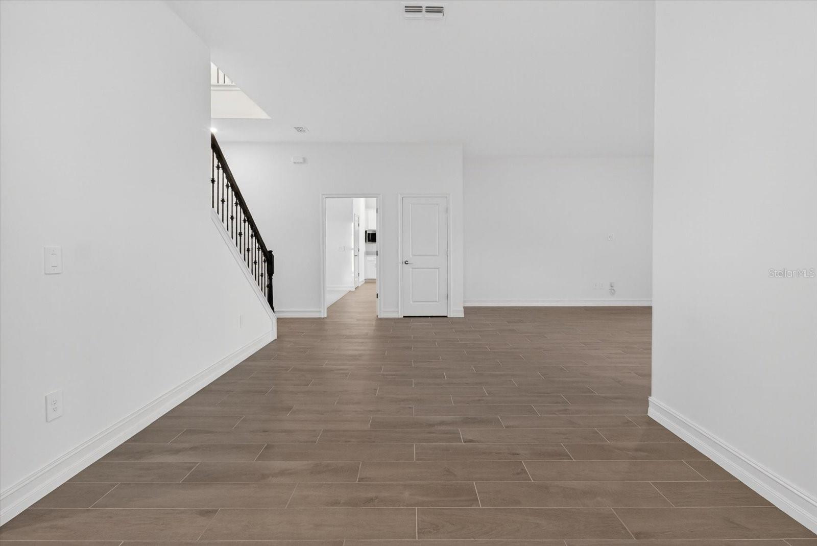 Image 6 of 51 For 6925 116th Court Main Home