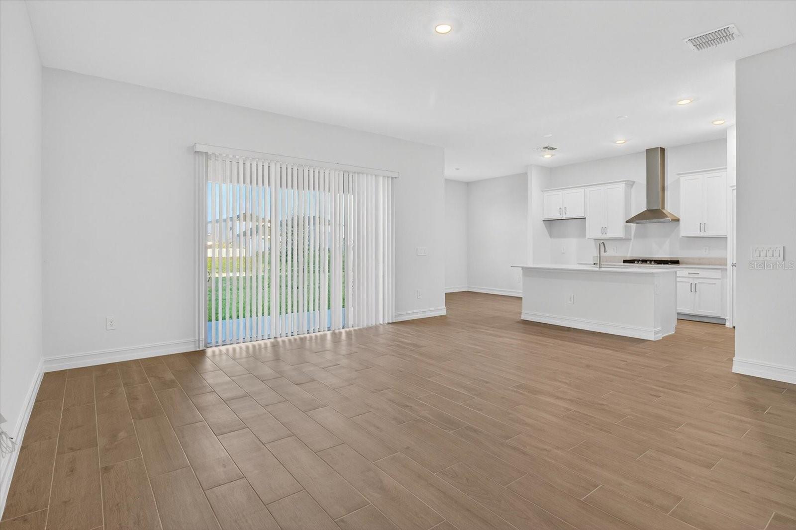 Image 9 of 51 For 6925 116th Court Main Home